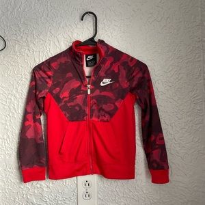 Nike Sweatshirt red Camo: OFFER